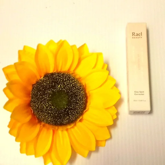 Rael Beauty Cica Spot Corrector -.68 FL oz - Picture 11 of 11